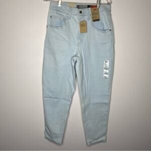 NWT‎ Levi’s Silvertab High Rise Mom Jeans Size 30x27
